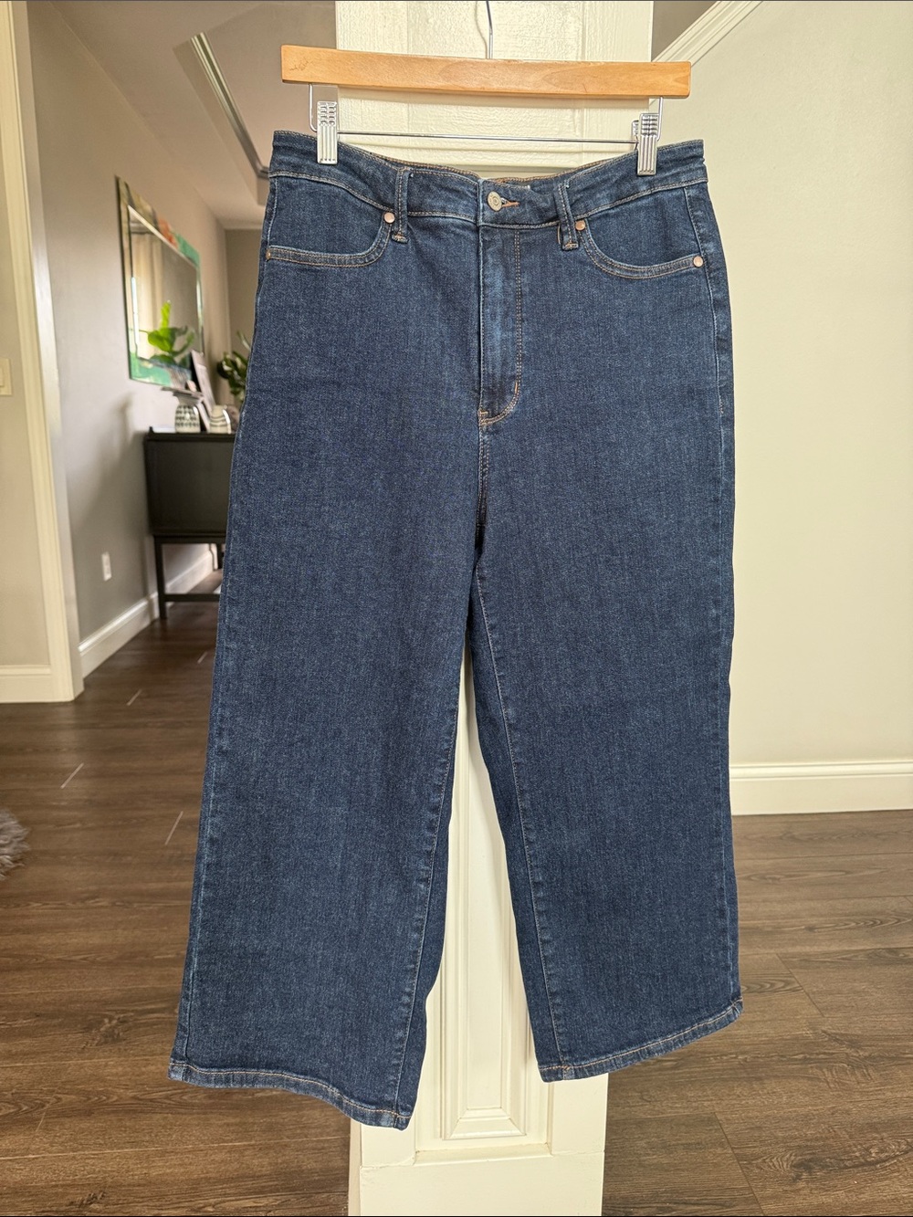 Judy Blue NWOT Wide Leg Cropped Women’s Jeans 31 - Picture 3 of 10